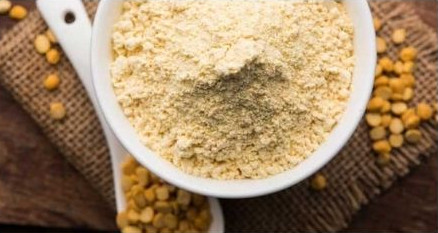 Gram flour mask for hair loss